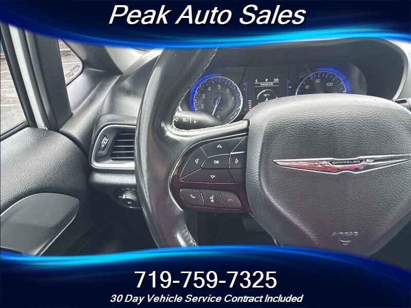 2018 Chrysler Pacifica Touring L - Photo 14 - Colorado Springs, CO 80907
