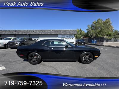 2013 Dodge Challenger SXT   - Photo 8 - Colorado Springs, CO 80907