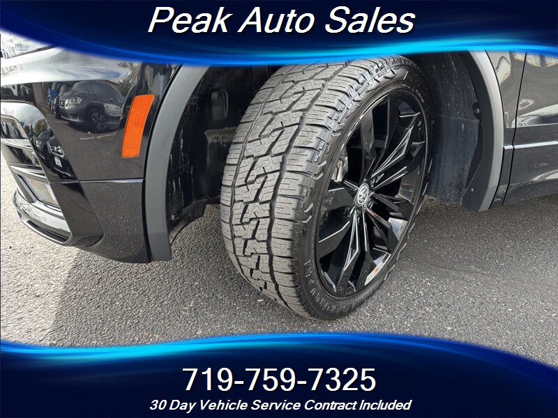 2021 Volkswagen Tiguan SE R-Line Black 4Motion - Photo 9 - Colorado Springs, CO 80907