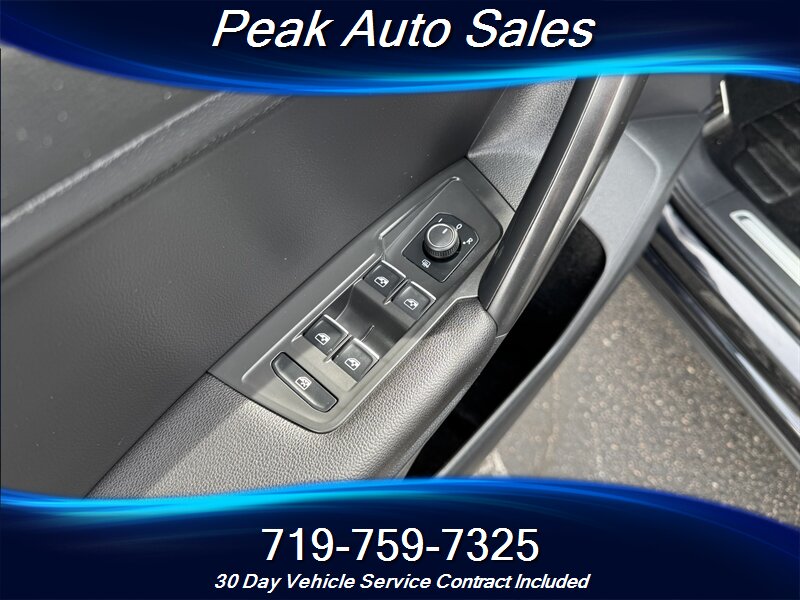 2021 Volkswagen Tiguan SE R-Line Black 4Motion - Photo 12 - Colorado Springs, CO 80907