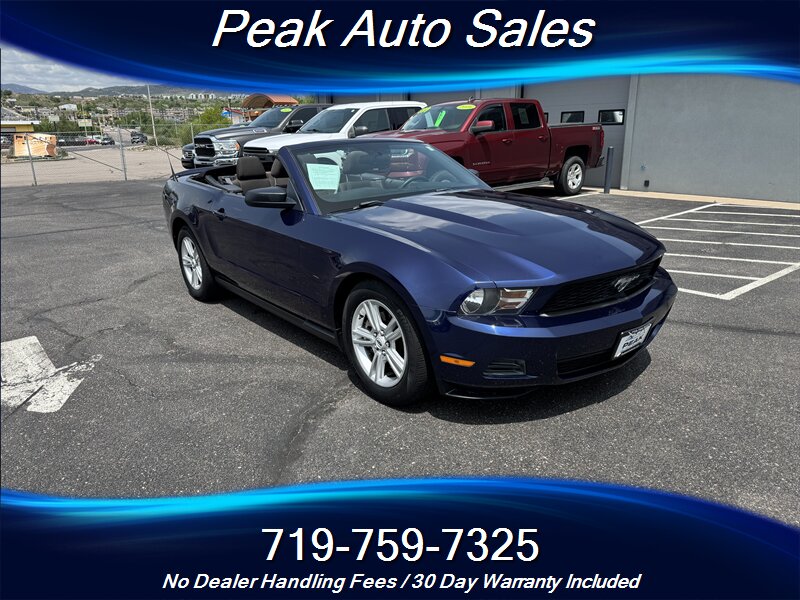 2012 Ford Mustang V6 Premium - Photo 1 - Colorado Springs, CO 80907