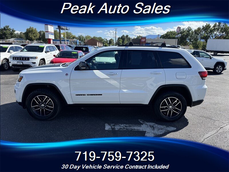 2017 Jeep Grand Cherokee Trailhawk   - Photo 4 - Colorado Springs, CO 80907