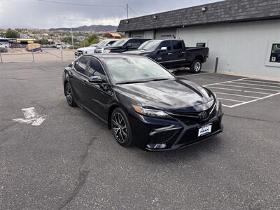 2021 Toyota Camry SE Sedan