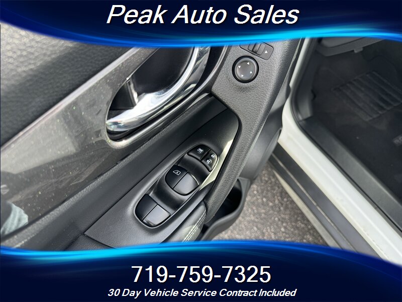 2019 Nissan Rogue SV - Photo 12 - Colorado Springs, CO 80907