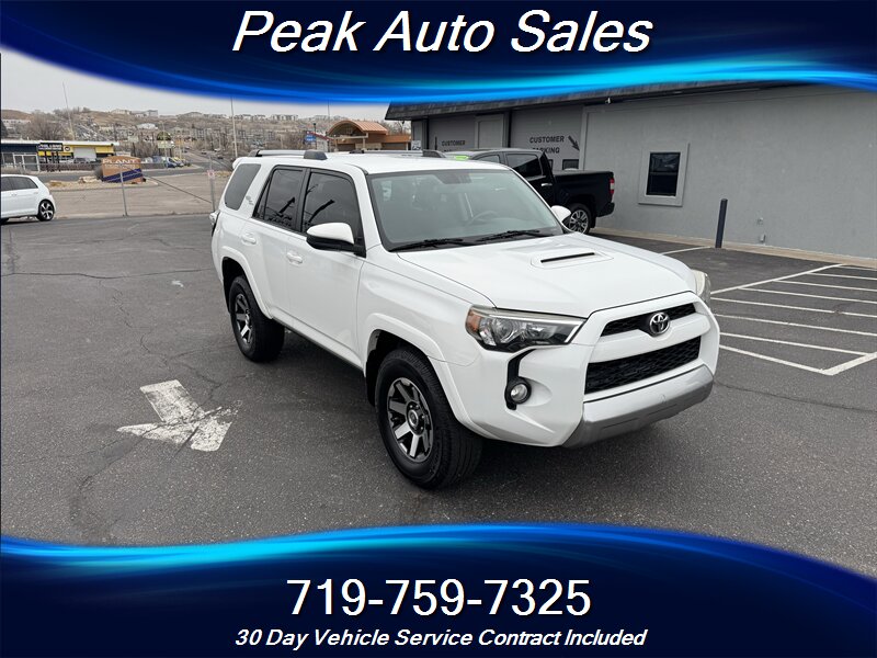 2017 Toyota 4Runner Off-Road's photo