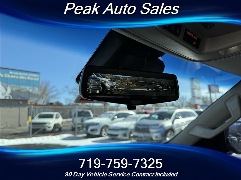 2017 Cadillac Escalade Luxury - Photo 21 - Colorado Springs, CO 80907