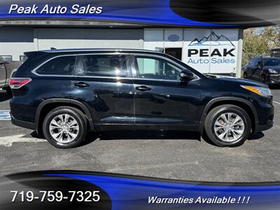 2014 Toyota Highlander XLE   - Photo 8 - Colorado Springs, CO 80907