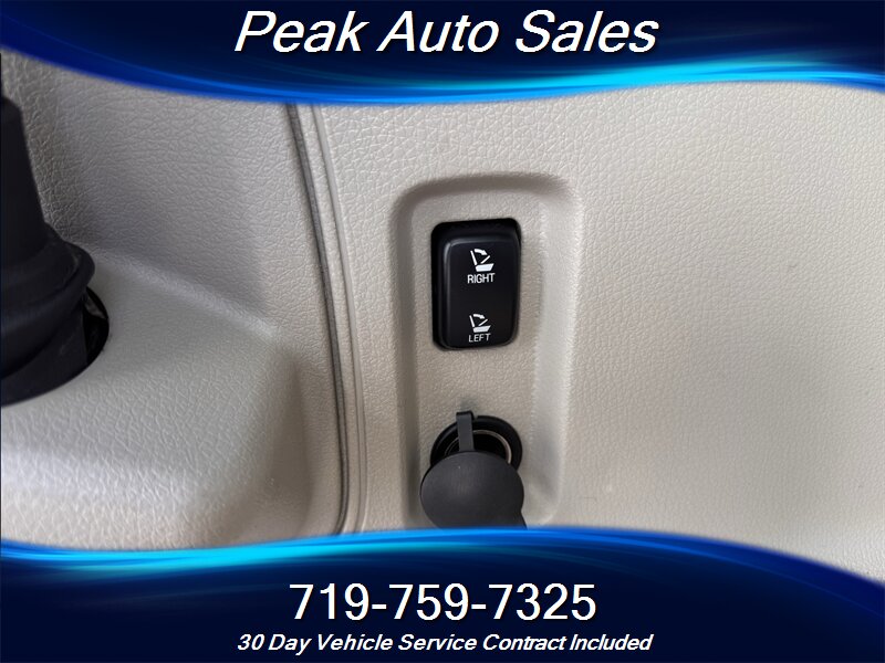 2013 Lincoln MKX - Photo 24 - Colorado Springs, CO 80907