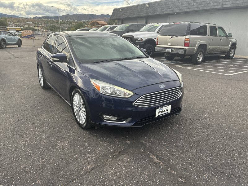 2017 Ford Focus Titanium Titanium