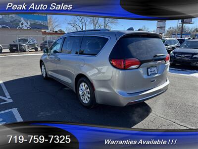 2018 Chrysler Pacifica Touring L   - Photo 5 - Colorado Springs, CO 80907