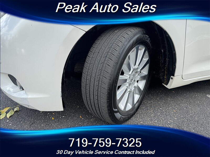 2015 Toyota Sienna Limited Premium 7-Passenger - Photo 10 - Colorado Springs, CO 80907