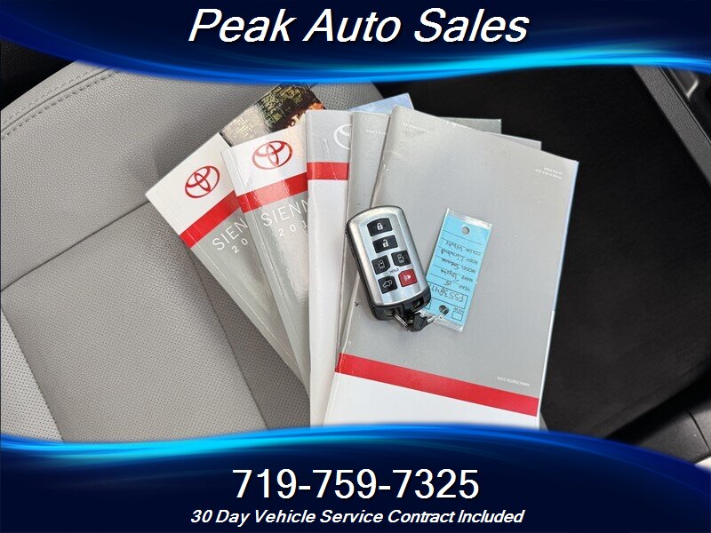 2015 Toyota Sienna Limited Premium 7-Passenger - Photo 40 - Colorado Springs, CO 80907