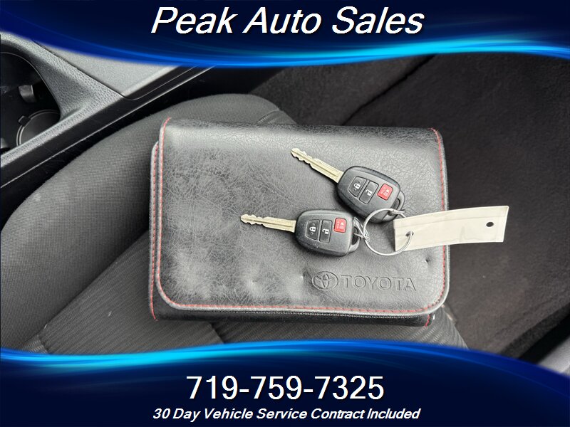 2018 Toyota RAV4 LE - Photo 32 - Colorado Springs, CO 80907