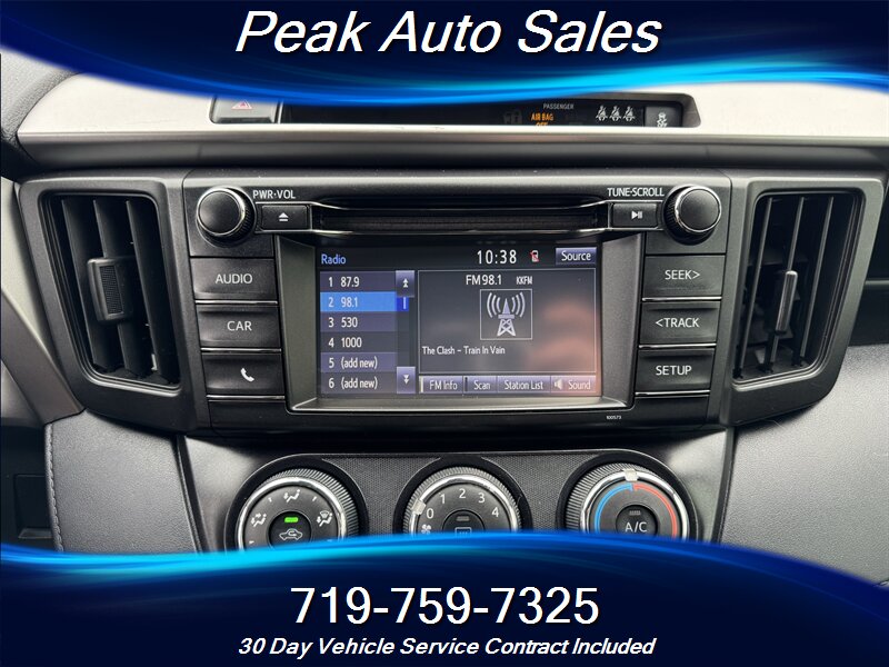 2018 Toyota RAV4 LE - Photo 19 - Colorado Springs, CO 80907