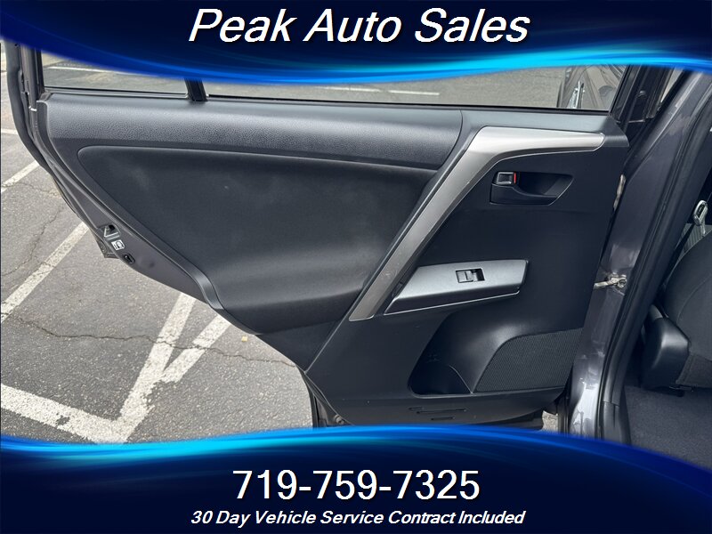 2018 Toyota RAV4 LE - Photo 24 - Colorado Springs, CO 80907