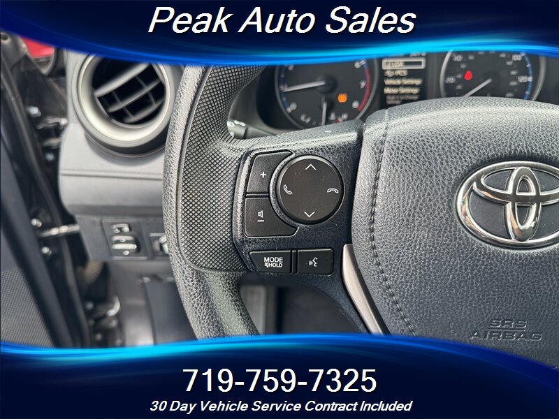 2018 Toyota RAV4 LE - Photo 16 - Colorado Springs, CO 80907