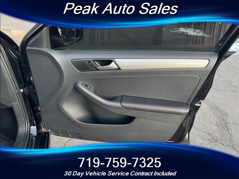 2017 Volkswagen Jetta 1.4T SE - Photo 31 - Colorado Springs, CO 80907