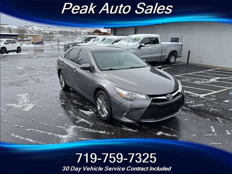 2015 Toyota Camry SE  