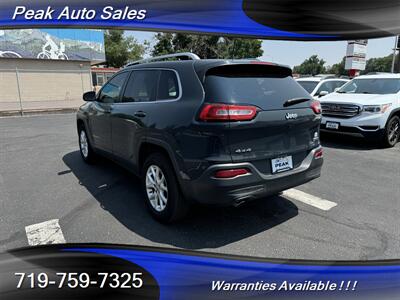 2018 Jeep Cherokee Latitude Plus   - Photo 5 - Colorado Springs, CO 80907