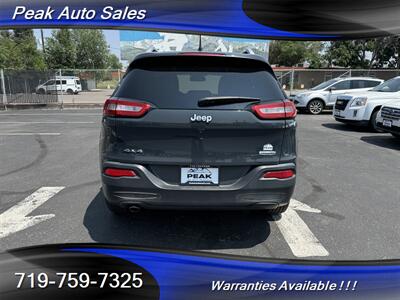 2018 Jeep Cherokee Latitude Plus   - Photo 6 - Colorado Springs, CO 80907