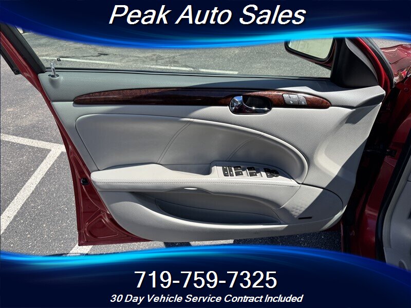 2010 Buick Lucerne CXL - Photo 12 - Colorado Springs, CO 80907