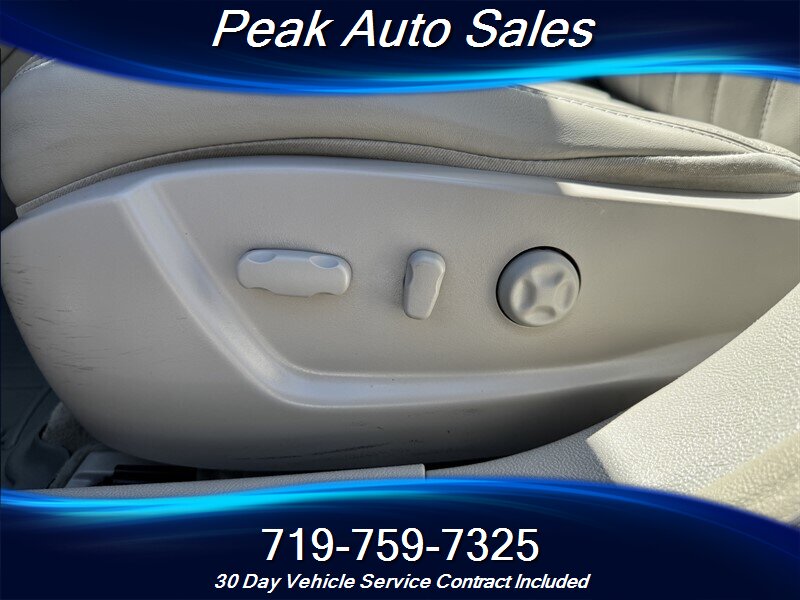 2010 Buick Lucerne CXL - Photo 17 - Colorado Springs, CO 80907