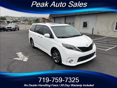 2015 Toyota Sienna SE 8-Passenger Van