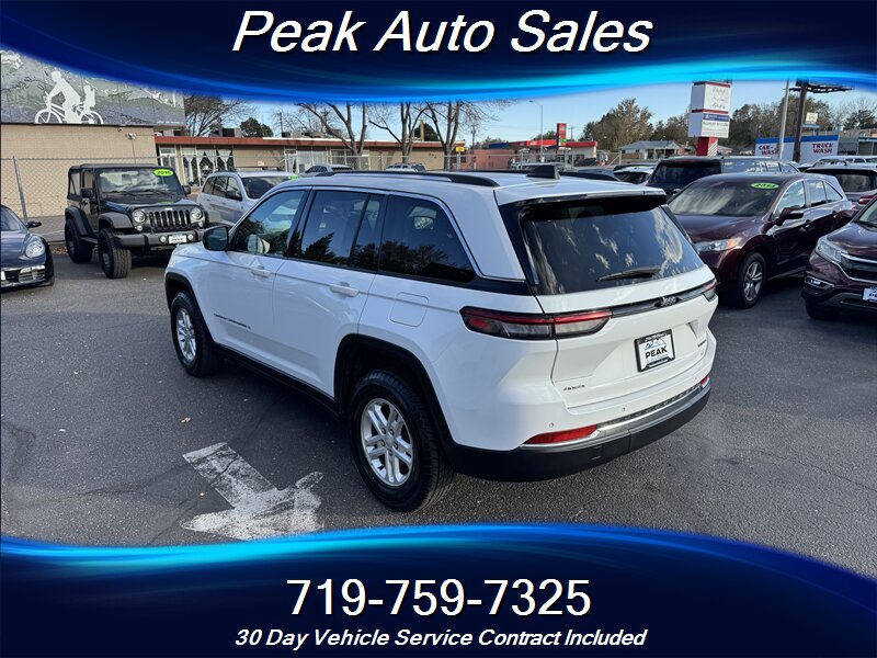 2024 Jeep Grand Cherokee Laredo - Photo 5 - Colorado Springs, CO 80907