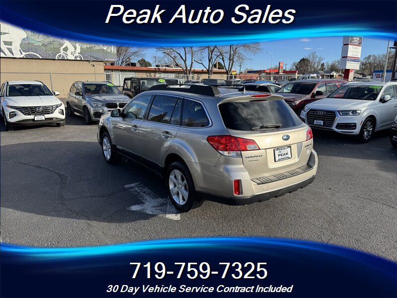 2014 Subaru Outback 2.5i Premium photo 3