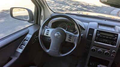 2005 Nissan Pathfinder SE Off Road   - Photo 36 - Canyon Country, CA 91351