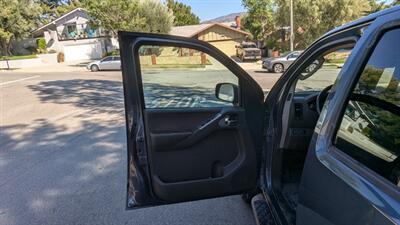 2005 Nissan Pathfinder SE Off Road   - Photo 51 - Canyon Country, CA 91351