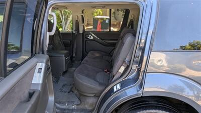 2005 Nissan Pathfinder SE Off Road   - Photo 30 - Canyon Country, CA 91351