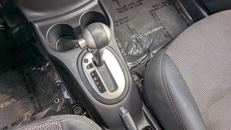 2015 Nissan Versa 1.6 SV - Photo 40 - Canyon Country, CA 91351