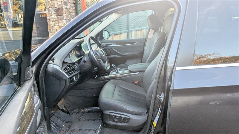 2015 BMW X5 xDrive35i - Photo 26 - Canyon Country, CA 91351