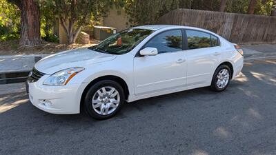 2011 Nissan Altima 2.5   - Photo 2 - Canyon Country, CA 91351