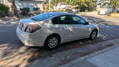 2011 Nissan Altima 2.5   - Photo 8 - Canyon Country, CA 91351