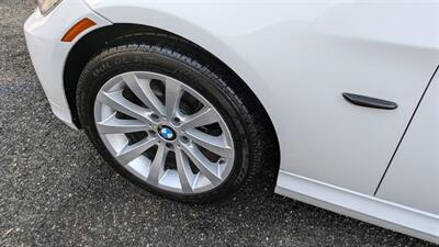 2011 BMW 328i xDrive   - Photo 16 - Canyon Country, CA 91351