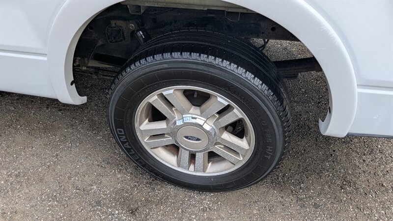 2005 Ford F-150 XL - Photo 16 - Canyon Country, CA 91351