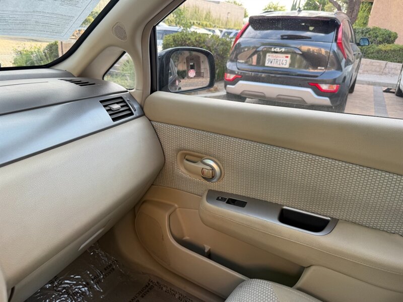 2007 Nissan Versa 1.8 SL - Photo 17 - Canyon Country, CA 91351