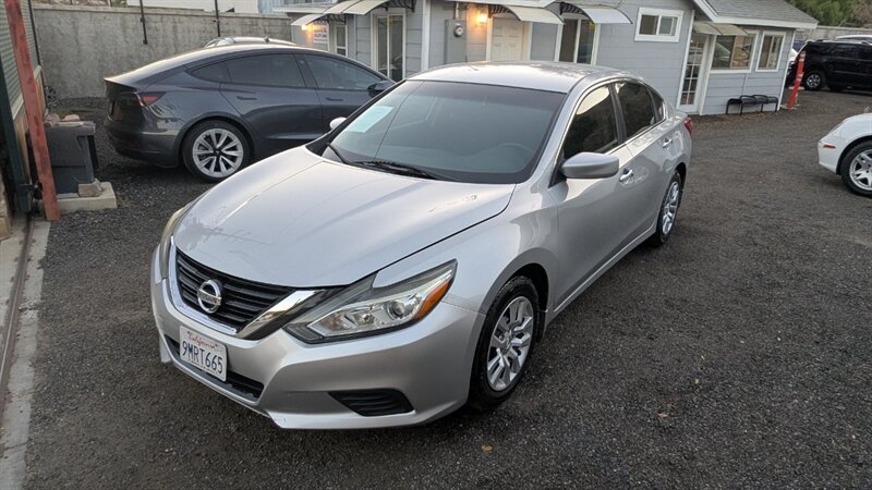 2017 Nissan Altima 2.5 S  