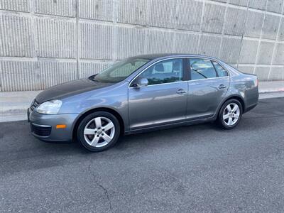 2005 Volkswagen Jetta 2.5   - Photo 3 - Canyon Country, CA 91351