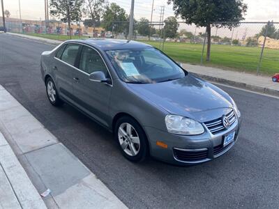 2005 Volkswagen Jetta 2.5   - Photo 10 - Canyon Country, CA 91351