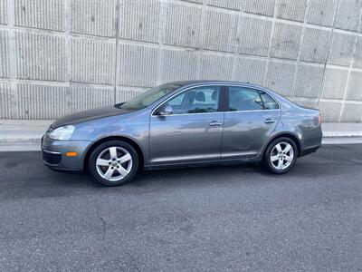 2005 Volkswagen Jetta 2.5   - Photo 4 - Canyon Country, CA 91351