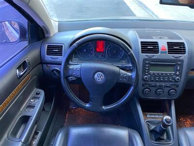 2005 Volkswagen Jetta 2.5   - Photo 15 - Canyon Country, CA 91351