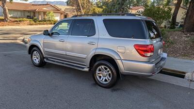 2005 Toyota Sequoia SR5   - Photo 6 - Canyon Country, CA 91351