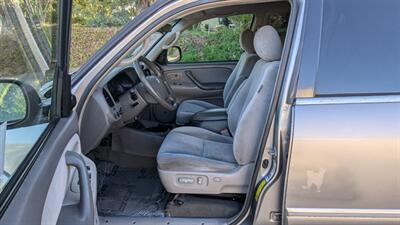 2005 Toyota Sequoia SR5   - Photo 22 - Canyon Country, CA 91351