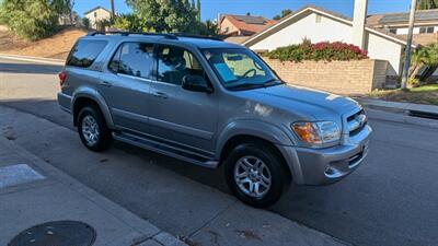 2005 Toyota Sequoia SR5   - Photo 12 - Canyon Country, CA 91351