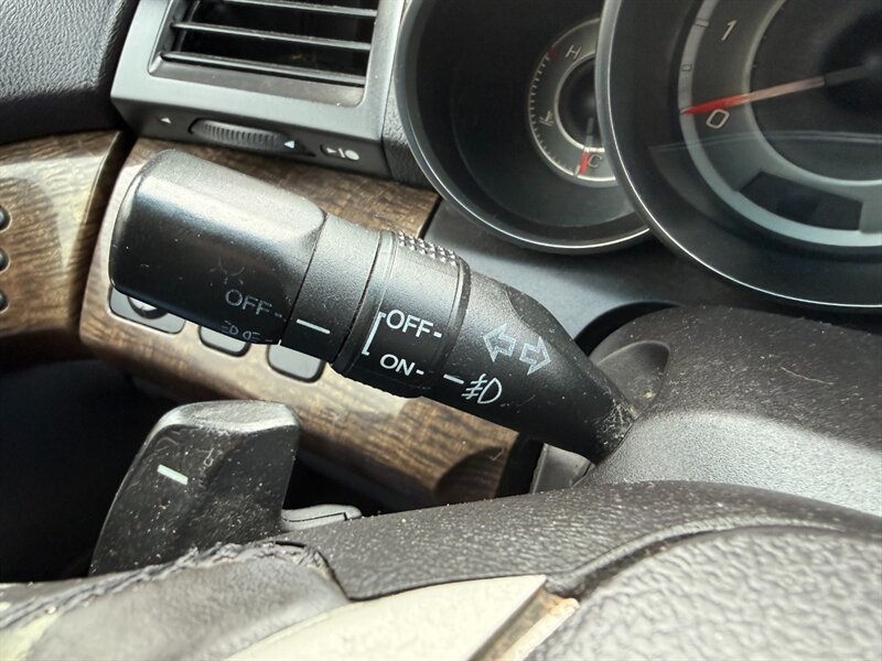 2010 Acura MDX SH-AWD w/Tech - Photo 34 - Canyon Country, CA 91351