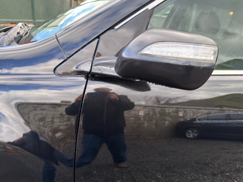 2010 Acura MDX SH-AWD w/Tech - Photo 15 - Canyon Country, CA 91351