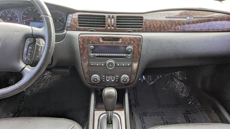 2014 Chevrolet Impala Limited LTZ Fleet - Photo 21 - Canyon Country, CA 91351